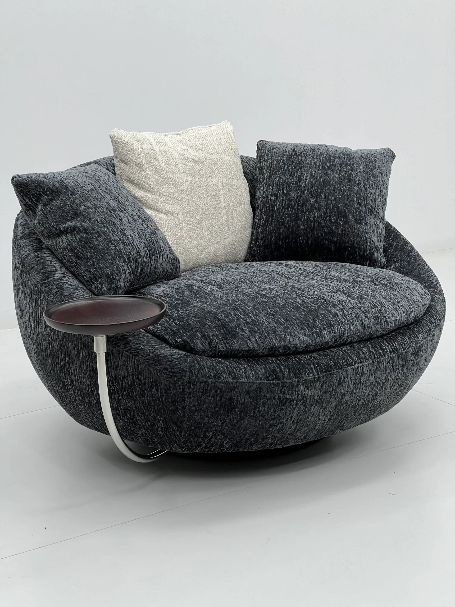 Modern Boucle Swivel Lounge Chair with Side Table ¨C Oversized Cloud Seating in Grey Speckled Boucle for Commercial Hotels, Lounges & Premium Offices