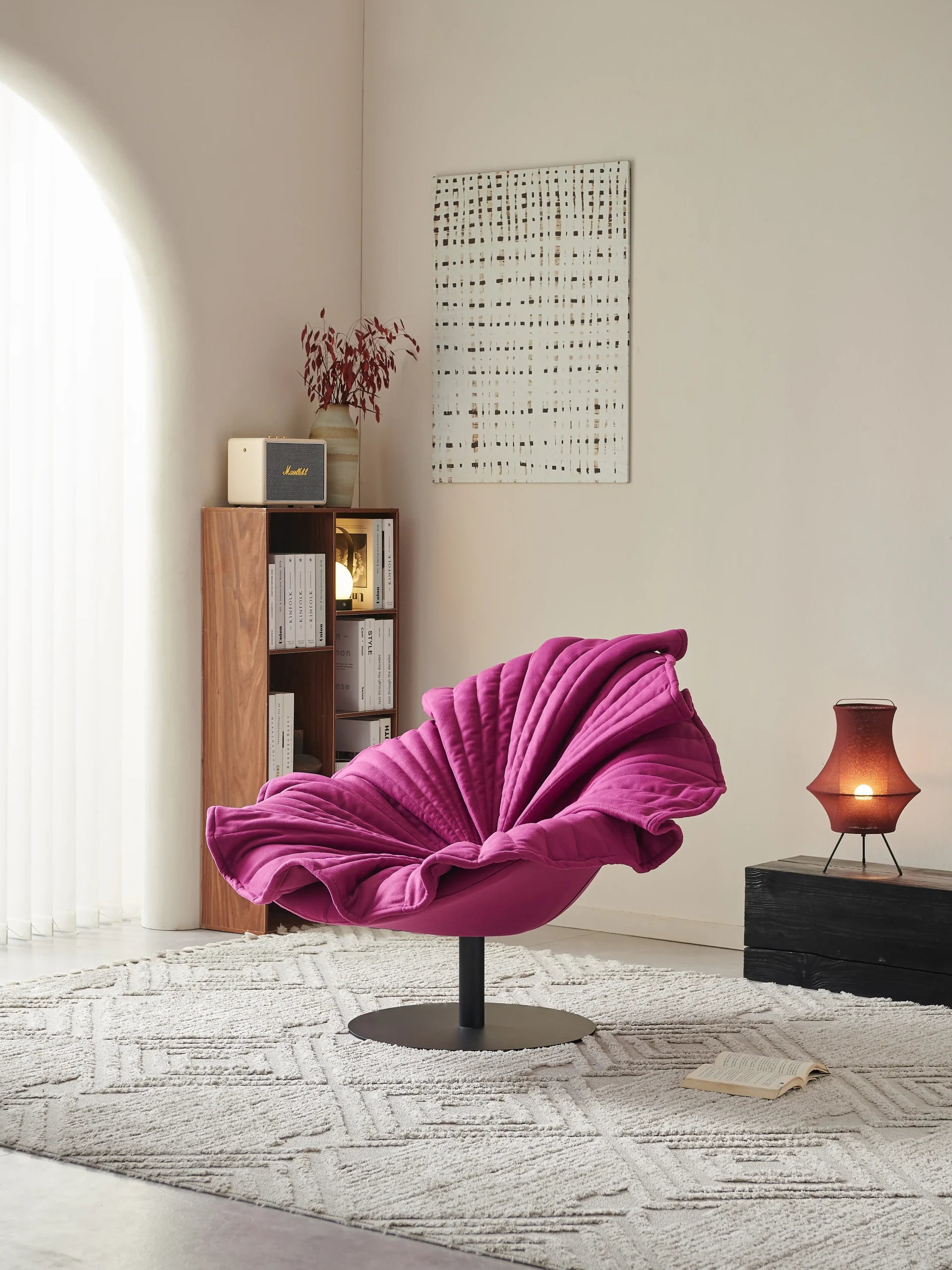 Magenta Petal Swivel Lounge Chair with Black Base ¨C Dramatic Sculptural Velvet Accent Seating for Boutique Hotels & Commercial Lounges