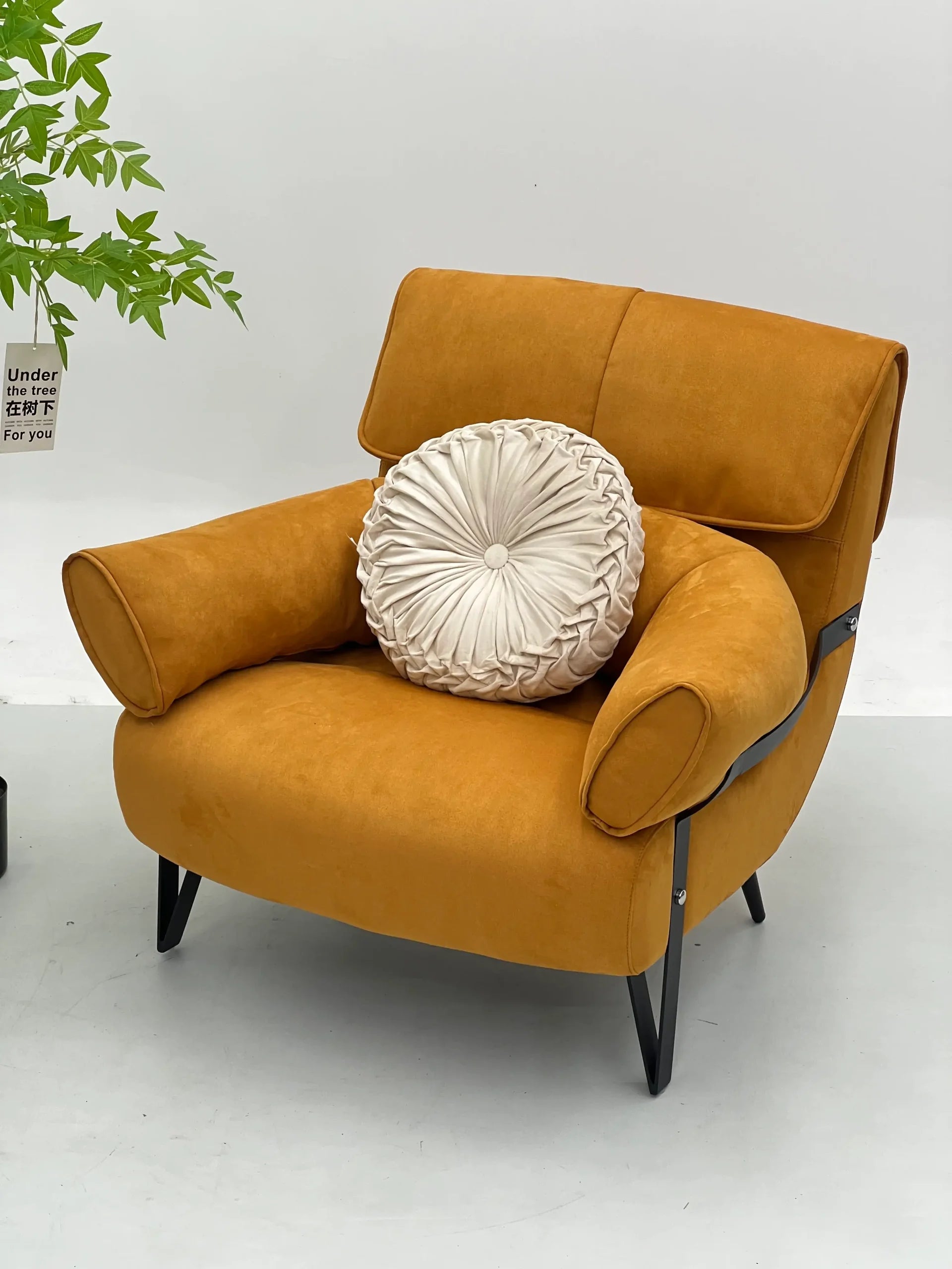 Modern Mustard Velvet Lounge Chair with Black Metal Legs & Decorative Pillow ¨C Luxe Accent Seating for Commercial Hotels, Offices & Lounges