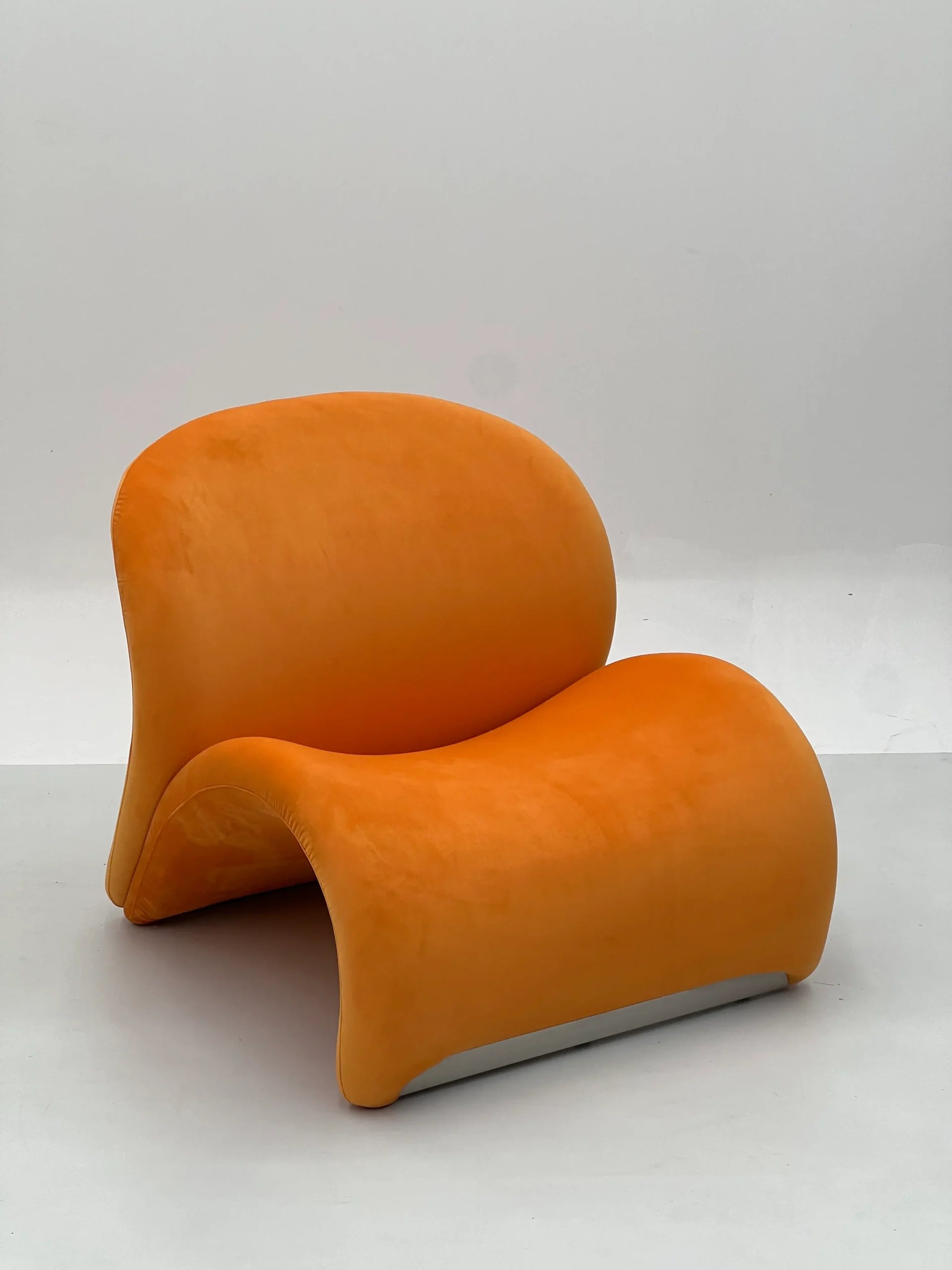 Orange Boucle Lounge Chair ¨C Luxurious Modern Sculptural Accent Seating for Boutique Hotels & Commercial Spaces