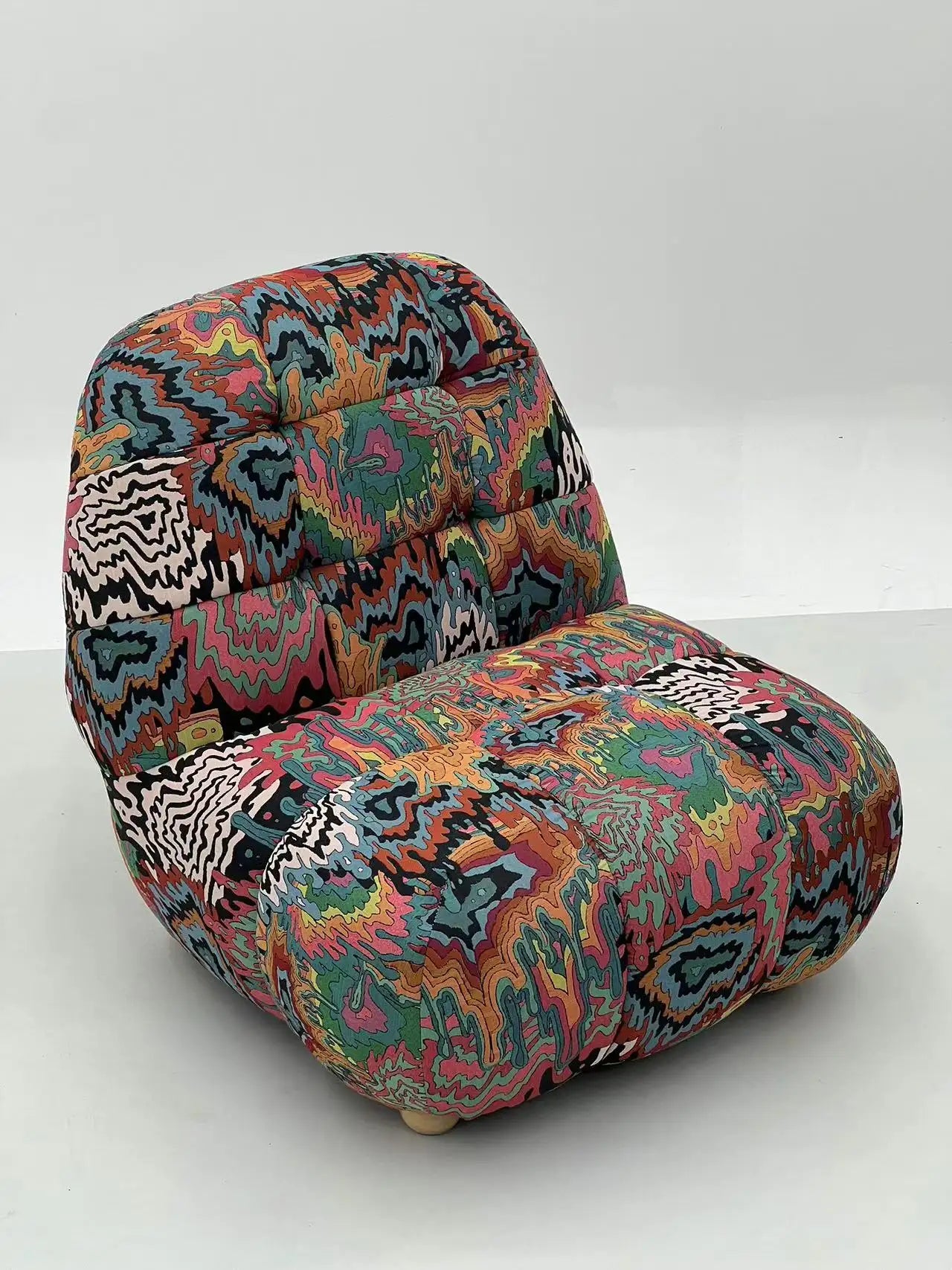 Vibrant Psychedelic Pattern Lounge Chair ¨C Bold Abstract Print Accent Seating for Commercial Hotels, Offices & Lounges